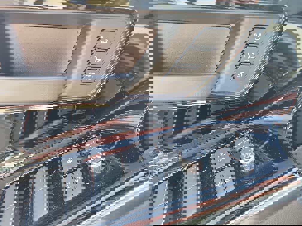 Used 2023 Subaru Solterra AWD image 25