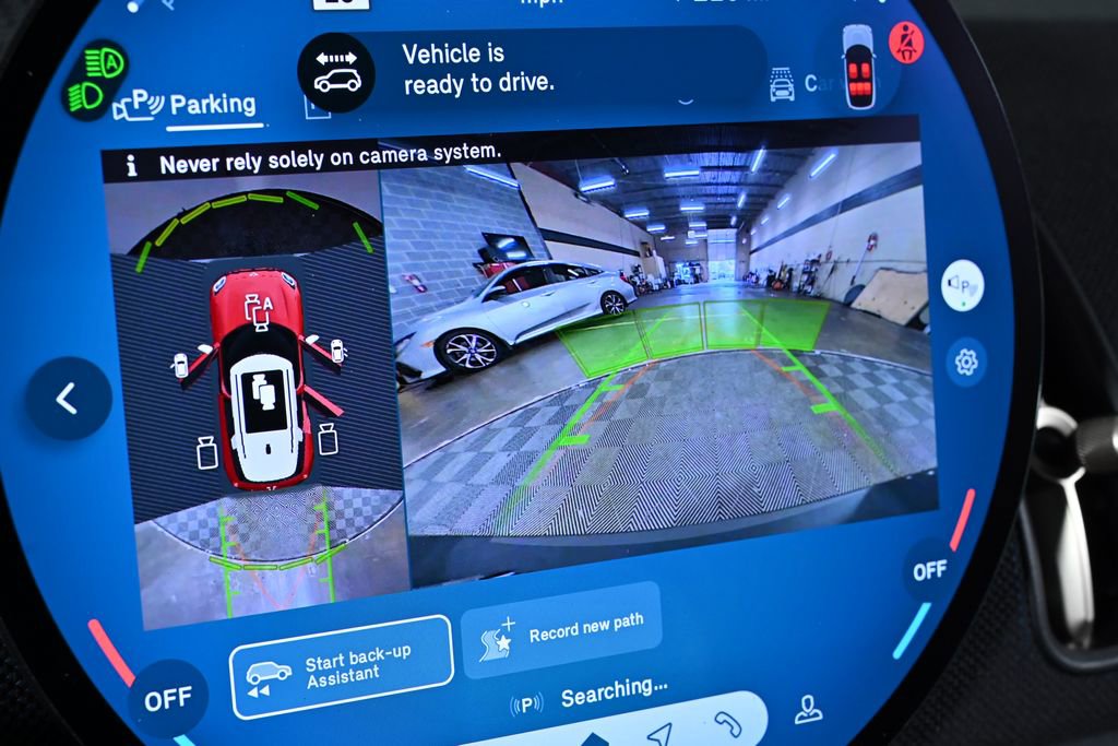 Used 2025 MINI Cooper Countryman SE w/ Comfort Package Max image 16