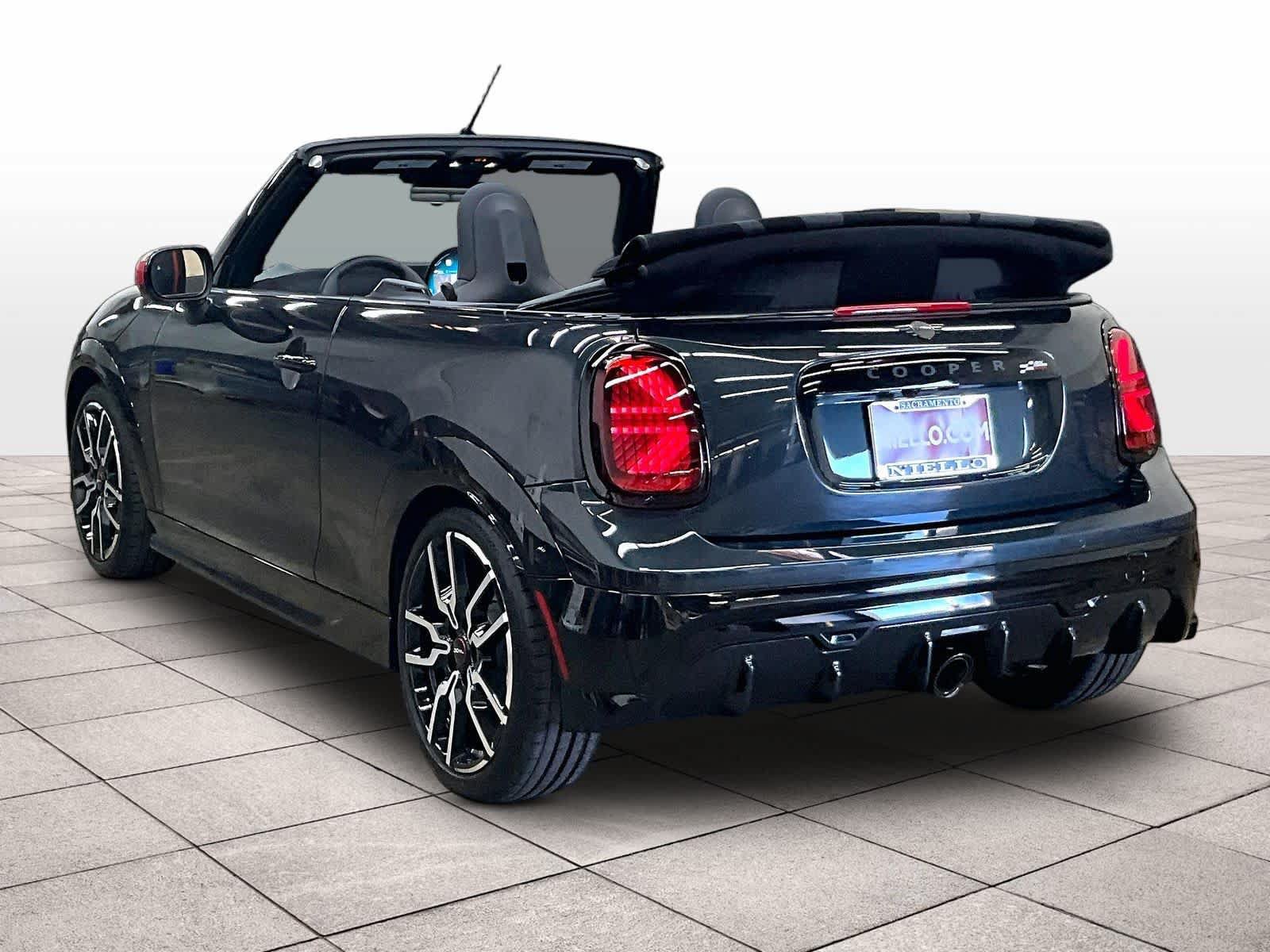 Used 2025 MINI Cooper John Cooper Works FWD image 17