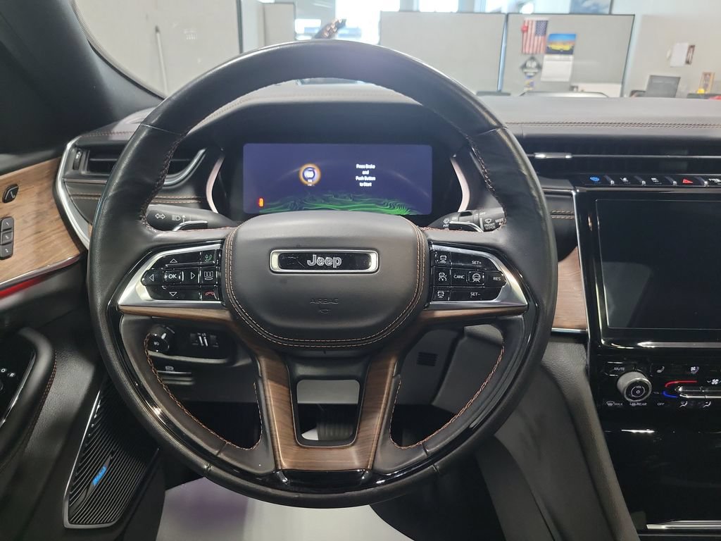 Certified 2022 Jeep Grand Cherokee Summit w/ Advanced Protech Group IV AWD/4WD image 34