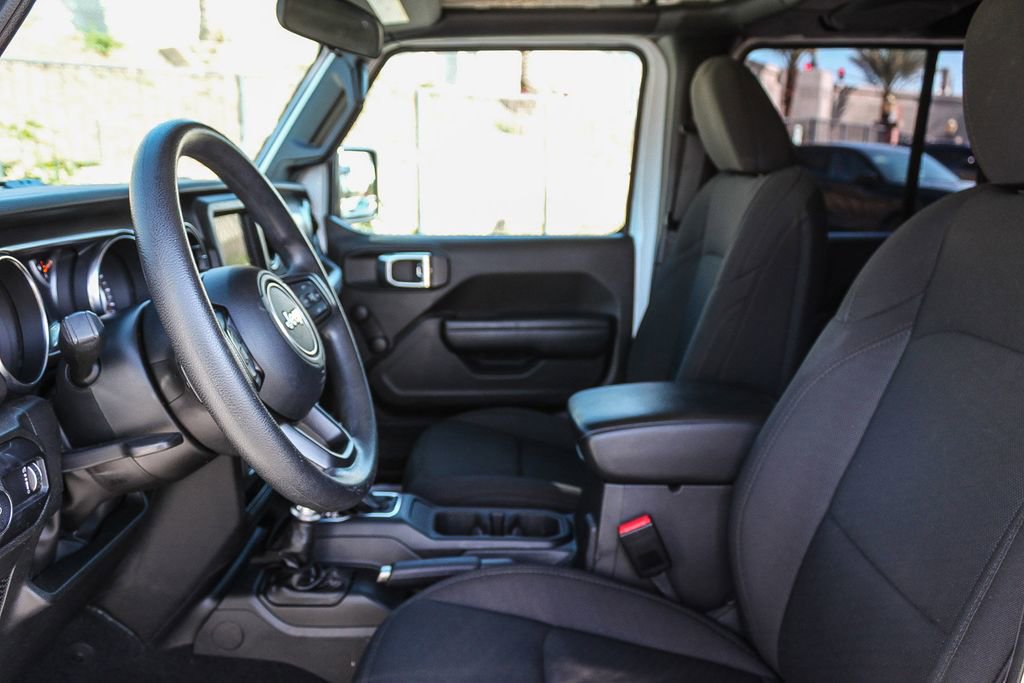 Used 2023 Jeep Wrangler Sport image 21