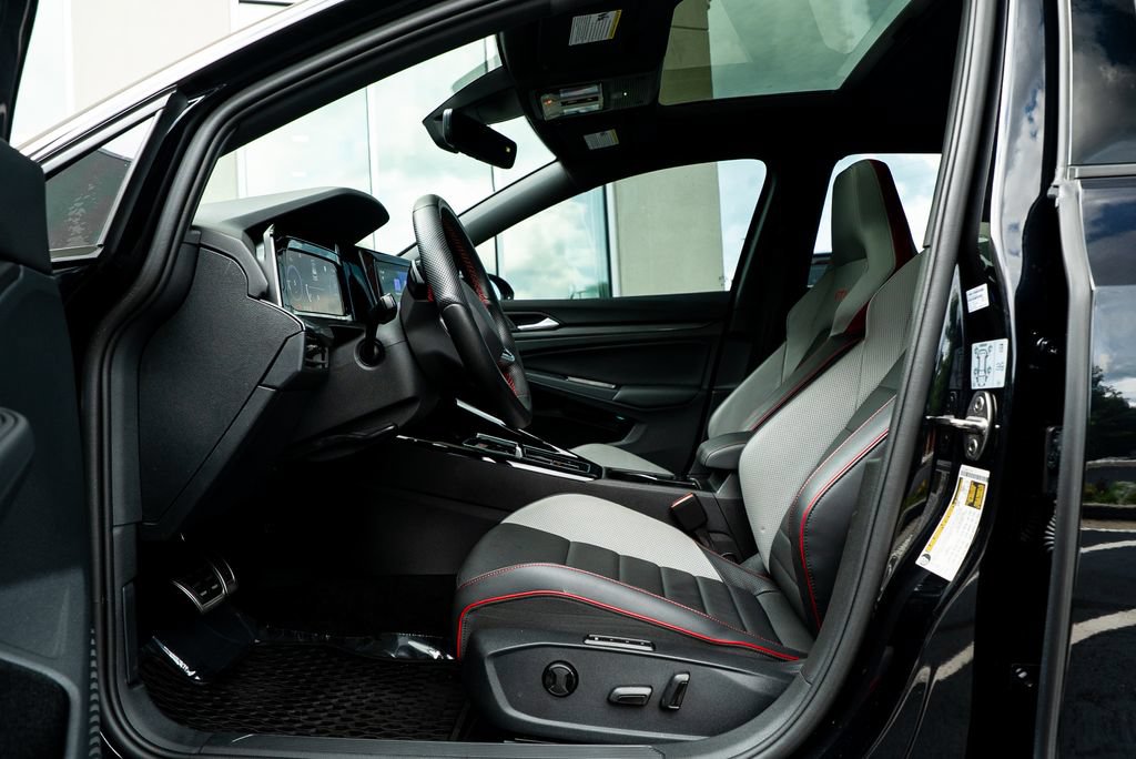 Used 2023 Volkswagen GTI Autobahn FWD image 18