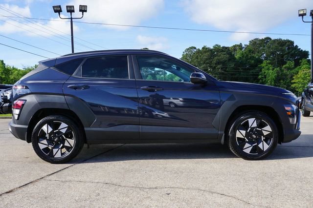 Used 2025 Hyundai Kona SEL image 3