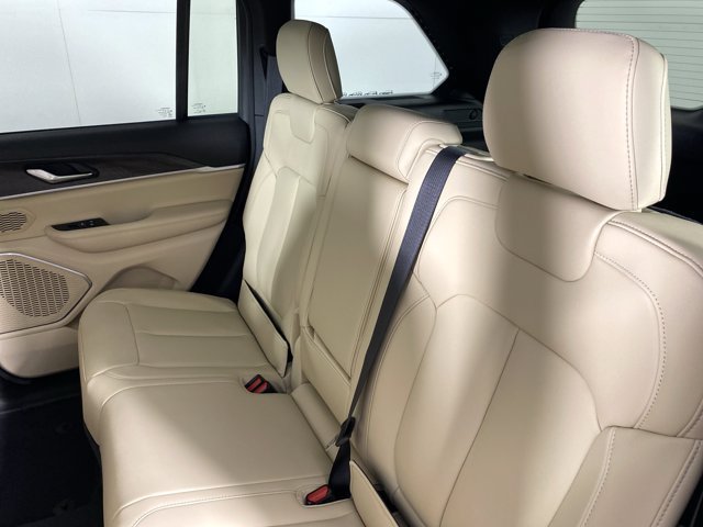 New 2026 Jeep Grand Cherokee Limited AWD/4WD image 30
