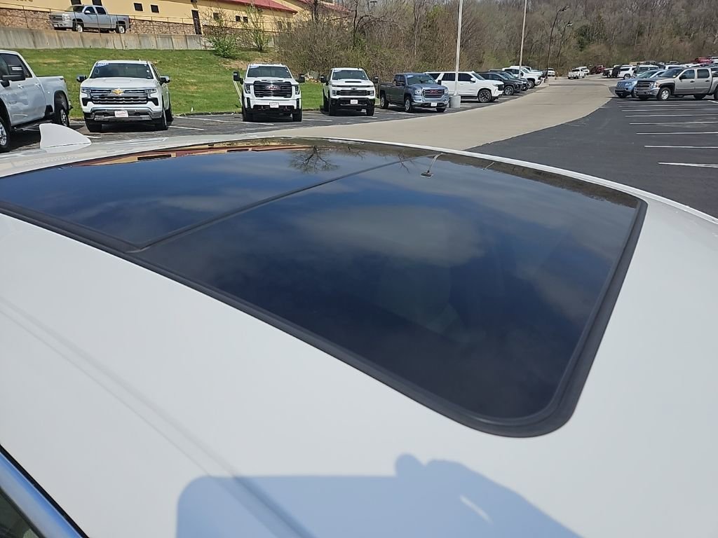 Used 2017 Buick LaCrosse Premium w/ Sun and Shade Package image 7