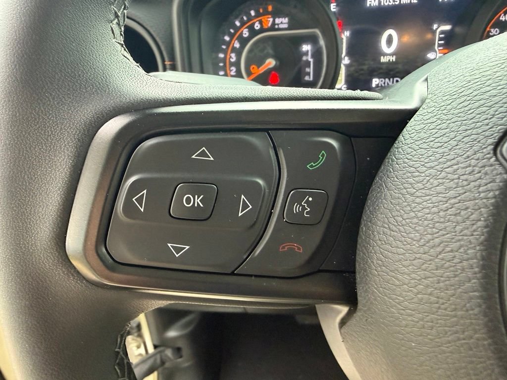 Used 2026 Jeep Gladiator Mojave AWD/4WD image 23