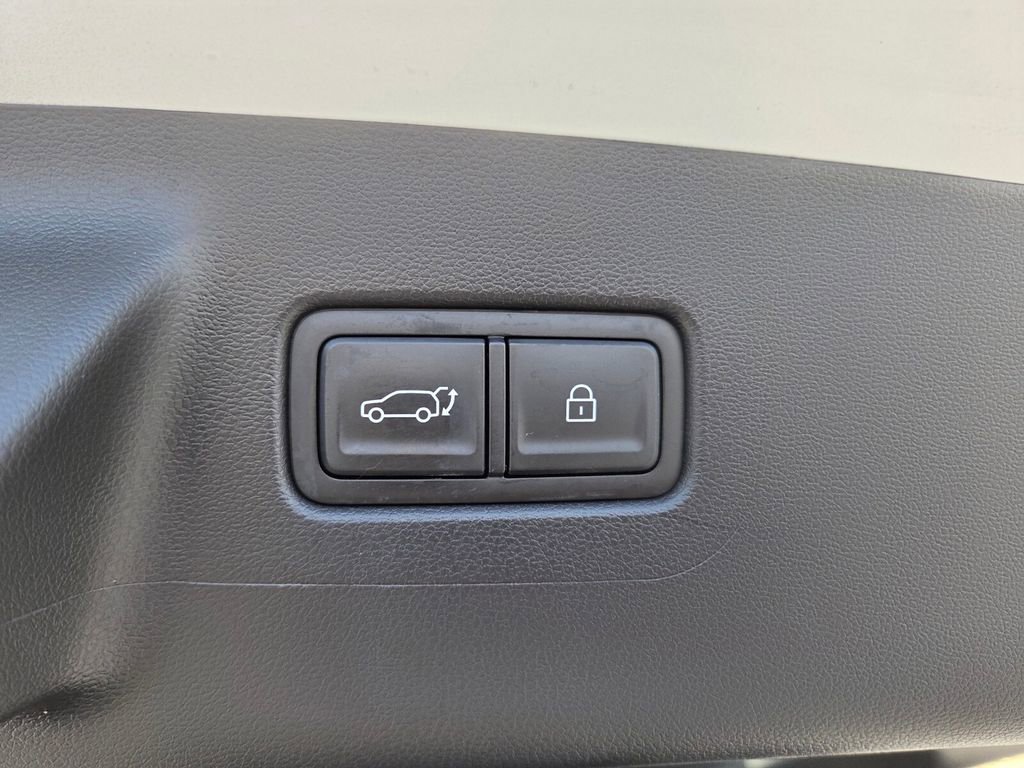 Used 2024 Hyundai Santa Fe XRT image 13