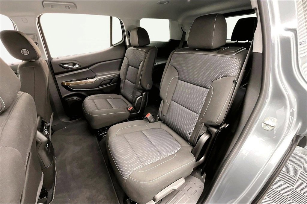 Used 2023 GMC Acadia SLE w/ Driver Convenience Package image 26