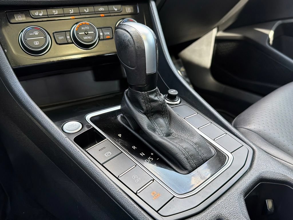 Used 2020 Volkswagen Jetta SEL FWD image 44