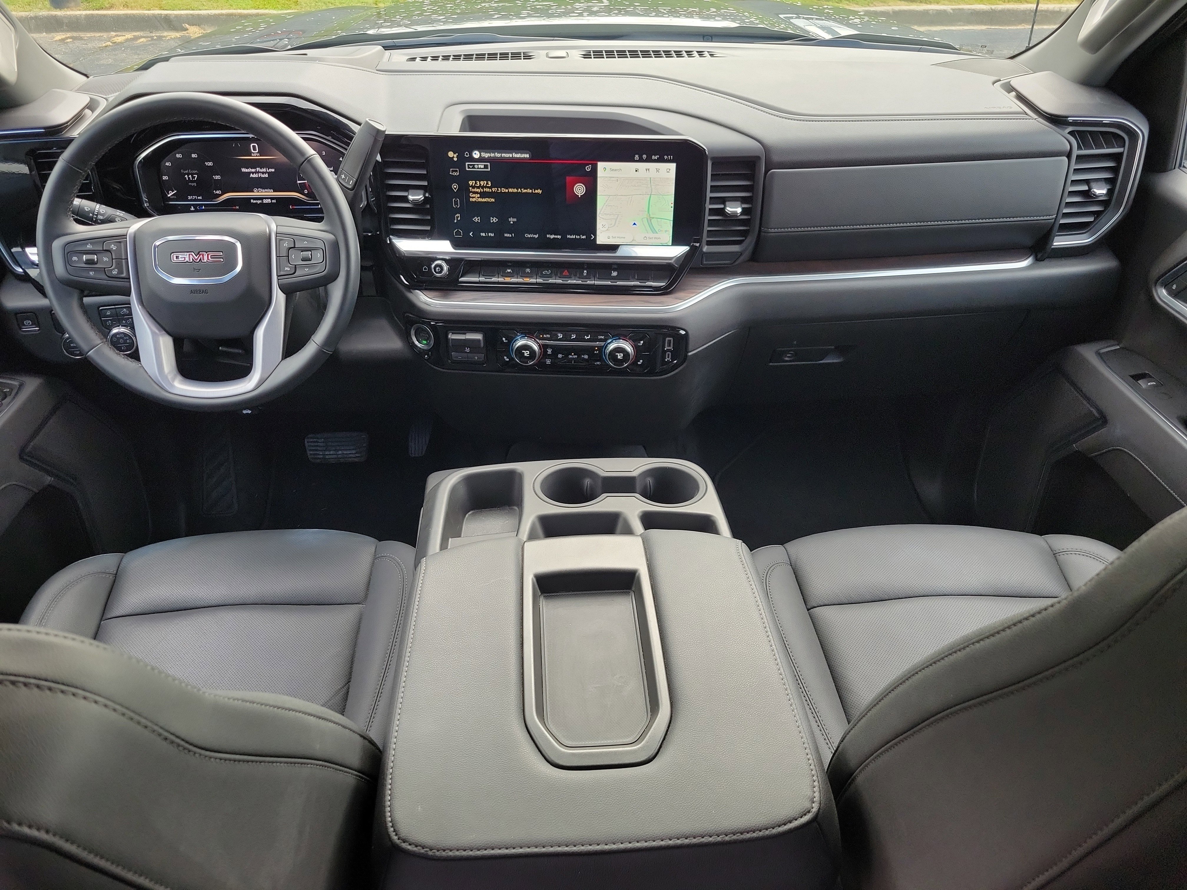 Used 2025 GMC Sierra 1500 SLT image 11