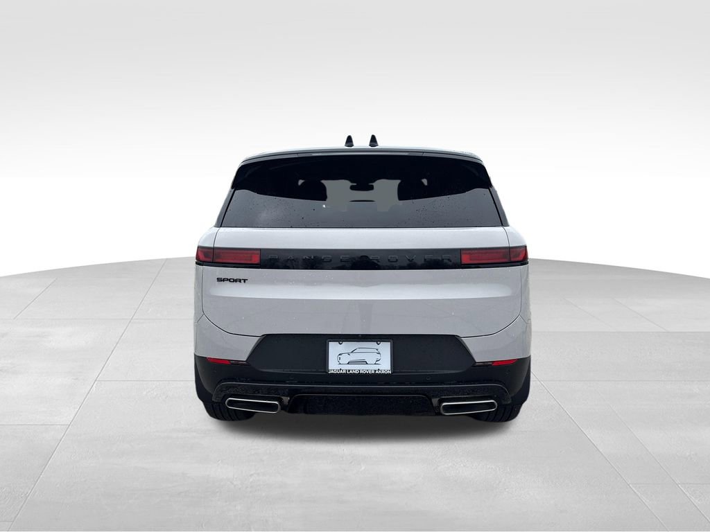 New 2026 Land Rover Range Rover Sport SE AWD/4WD image 8