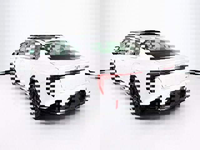 New 2025 Kia K4 GT-Line Turbo image 7