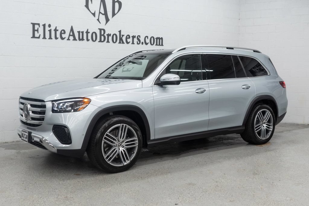 Used 2025 Mercedes-Benz GLS 450 4MATIC image 47