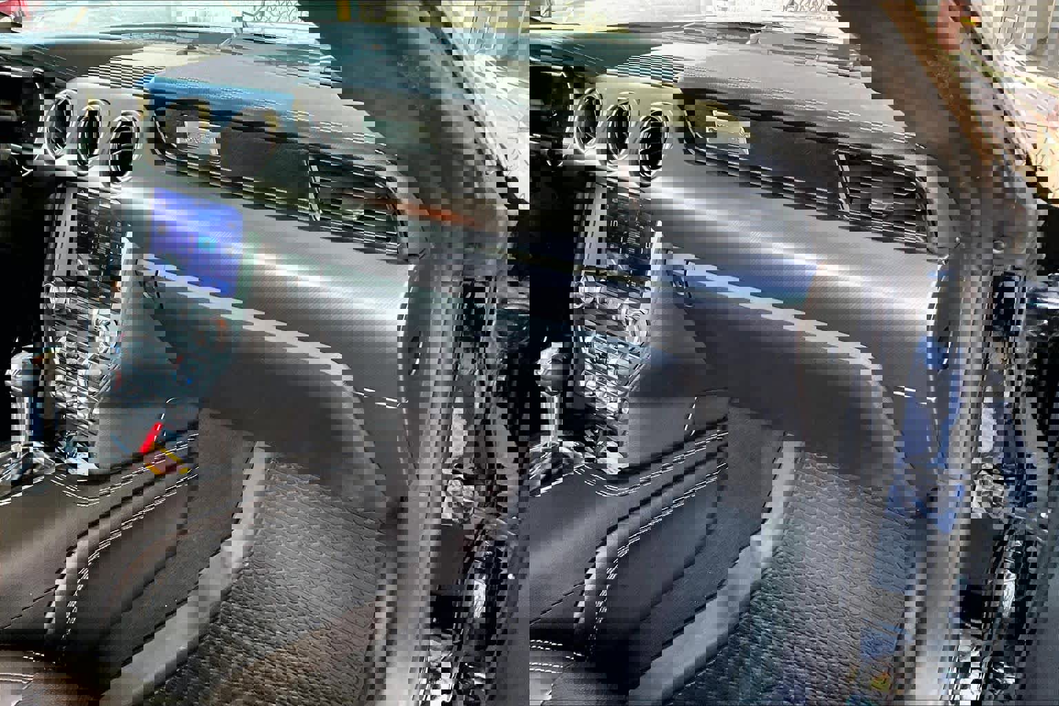 Used 2021 Ford Mustang GT Premium w/ Equipment Group 401A image 15