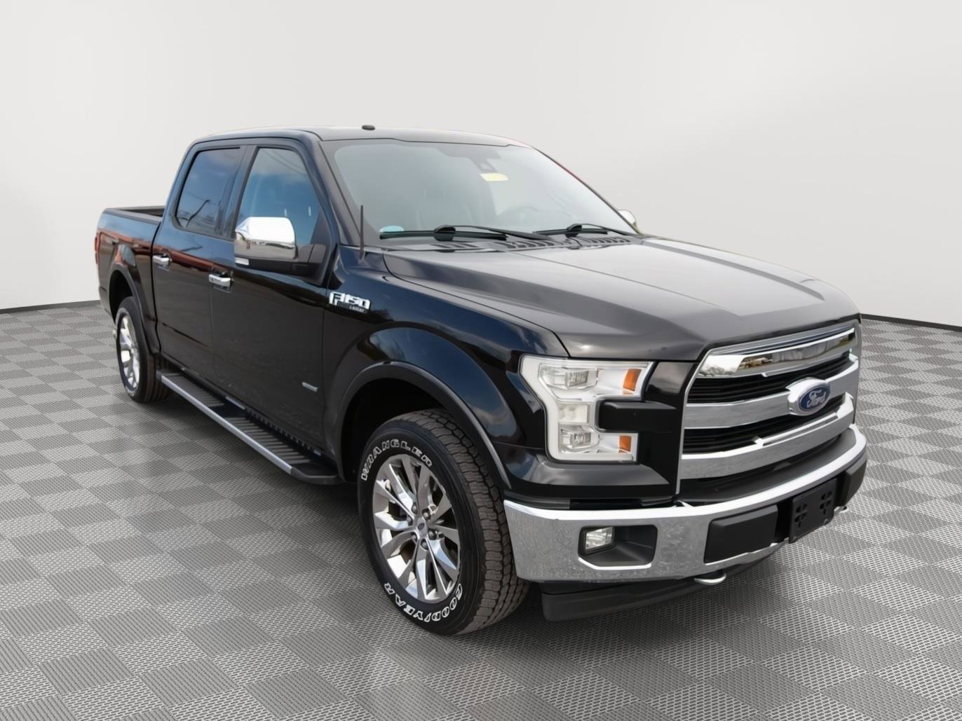 Used 2017 Ford F150 Lariat w/ Equipment Group 502A Luxury image 8