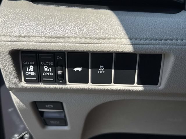 Used 2026 Honda Odyssey EX-L image 23