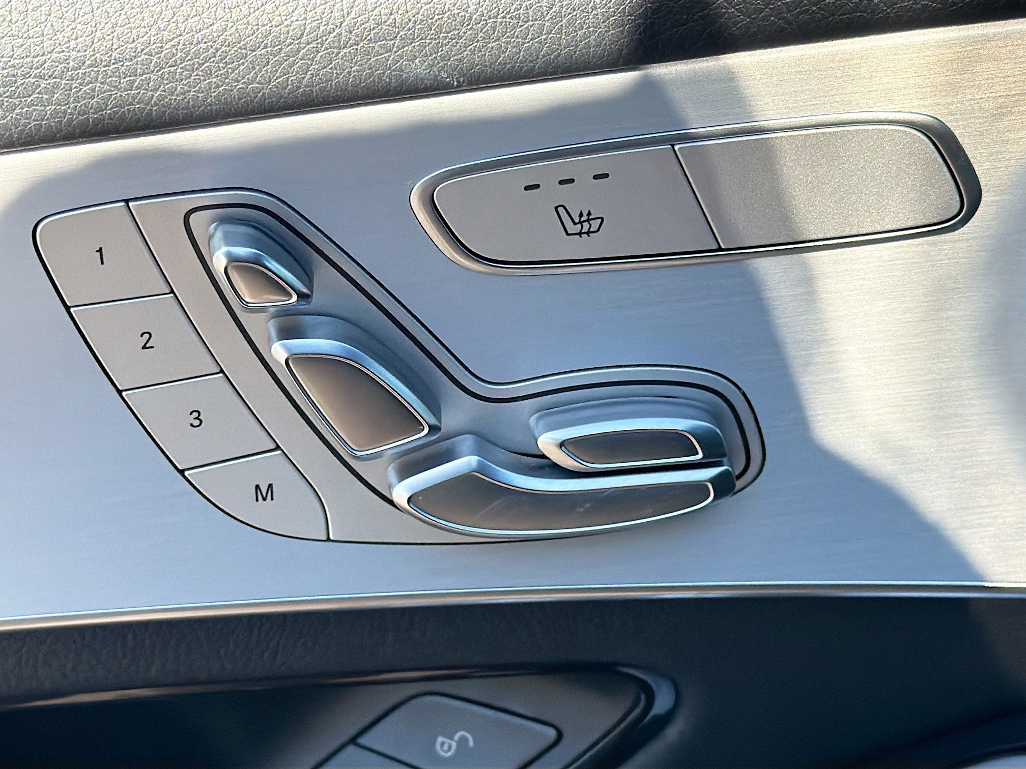 Used 2022 Mercedes-Benz GLC 300 image 25