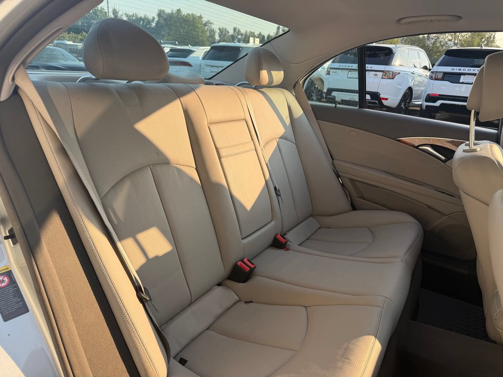 Used 2008 Mercedes-Benz E 320 BlueTEC Sedan image 18