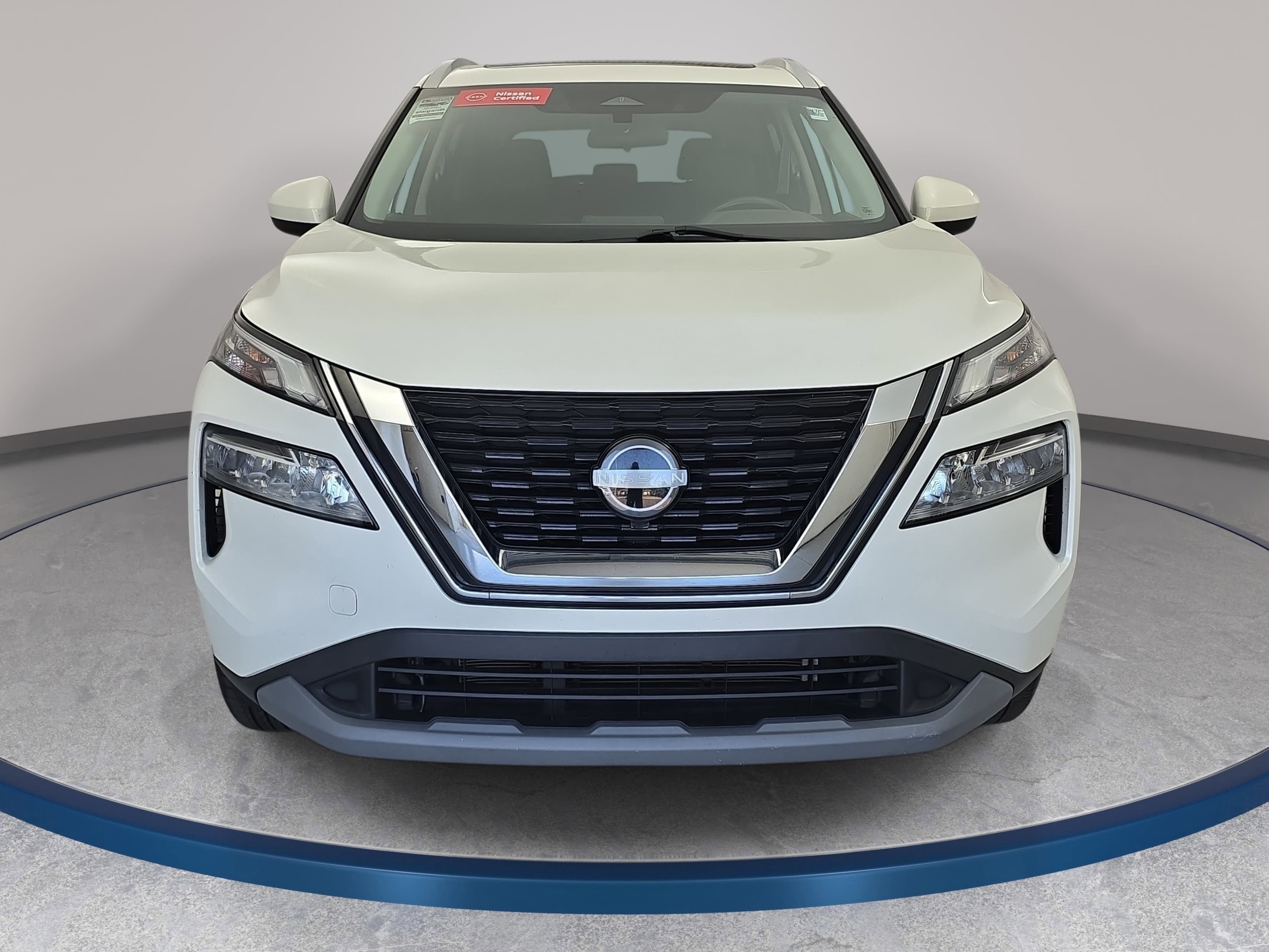 Used 2023 Nissan Rogue SV w/ SV Premium B Package FWD image 2