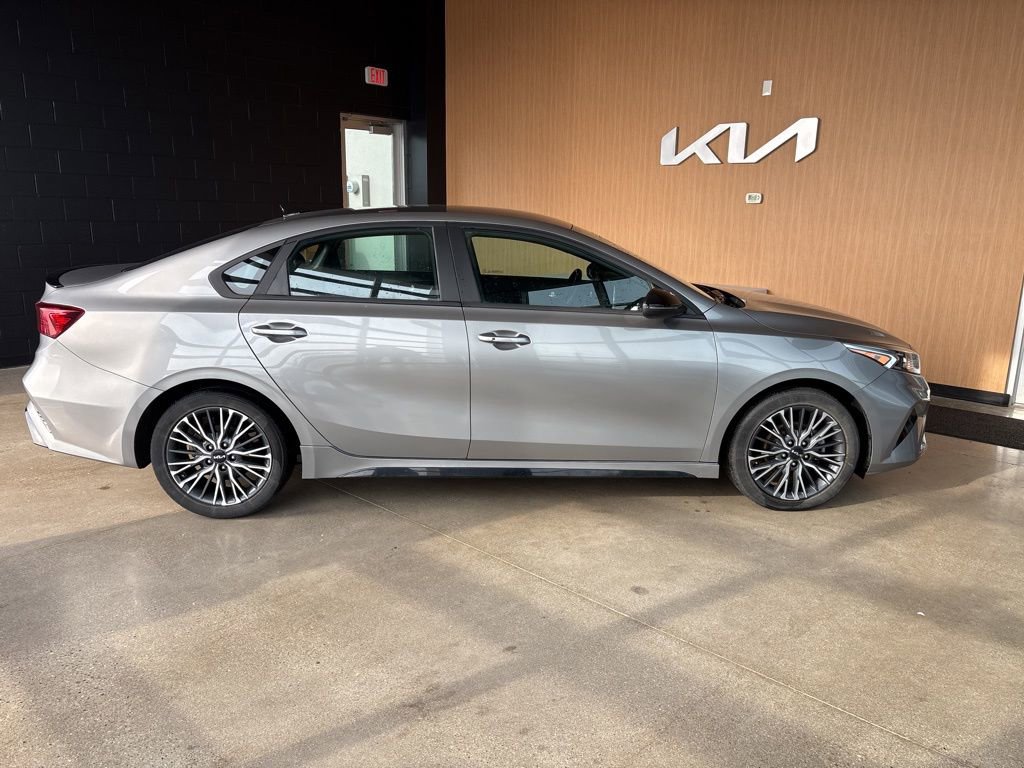 Certified 2023 Kia Forte GT-Line image 16