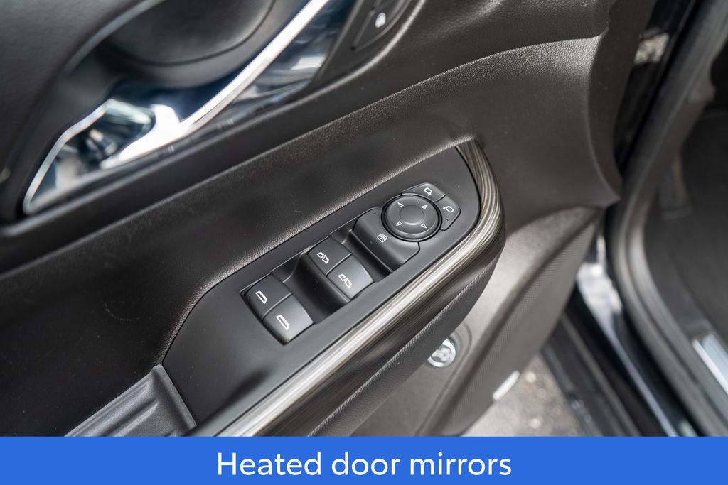 Used 2023 GMC Acadia SLT image 18