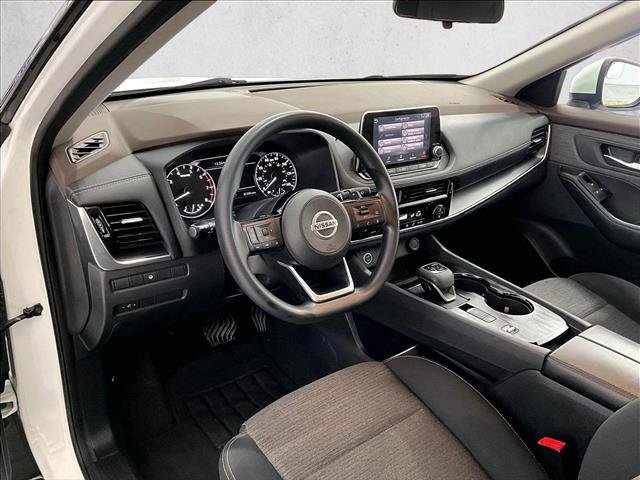 Used 2021 Nissan Rogue SV FWD image 14