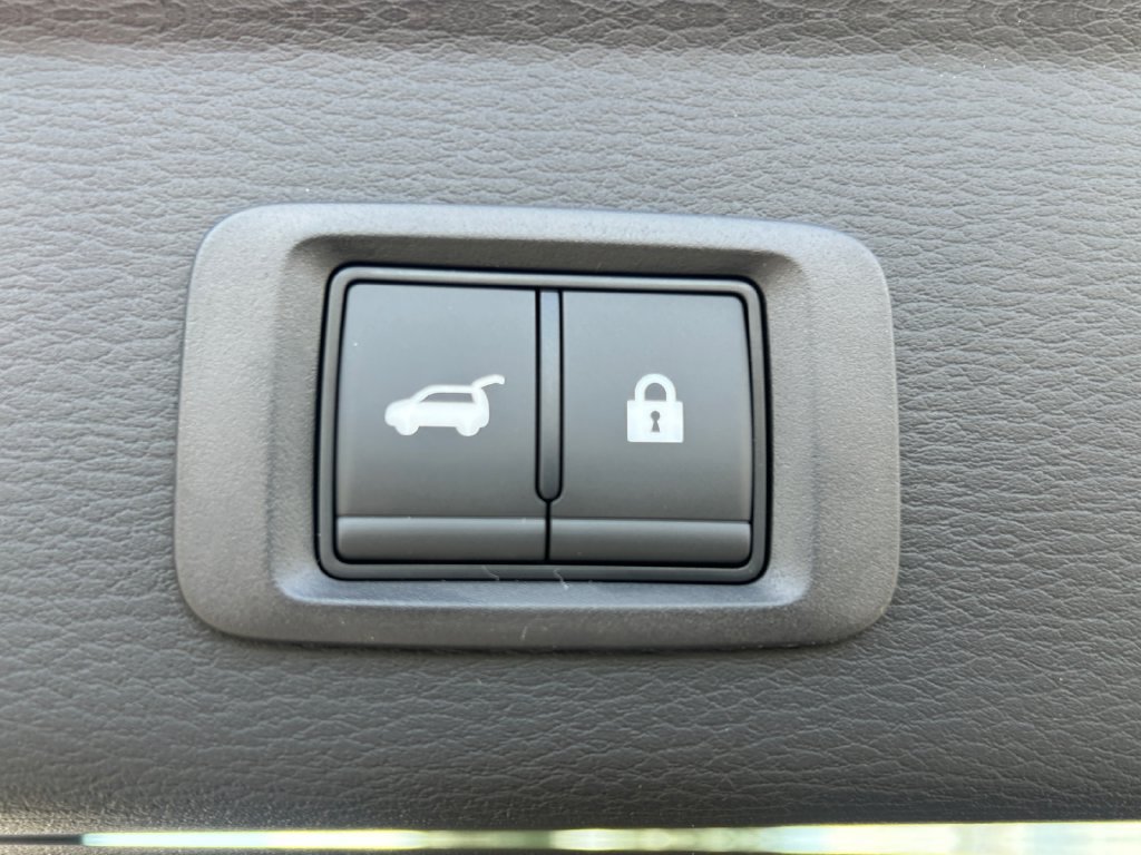 New 2026 Mitsubishi Outlander SE FWD image 21