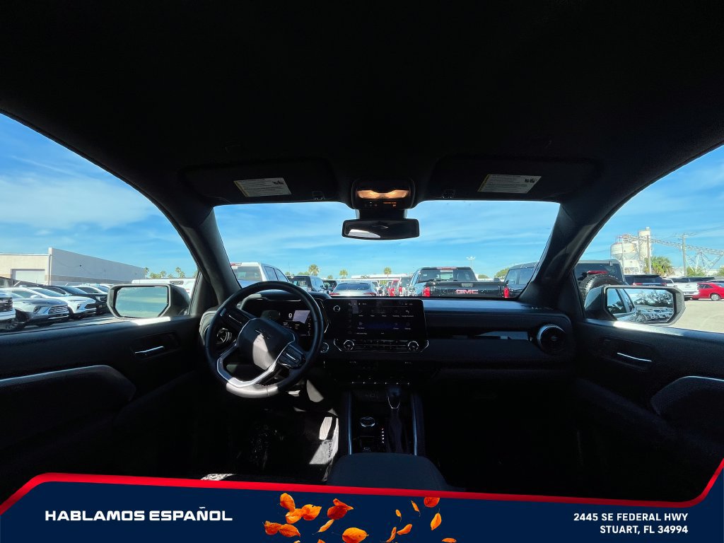 Used 2023 Chevrolet Colorado Z71 w/ Z71 Convenience Package 2 AWD/4WD image 14