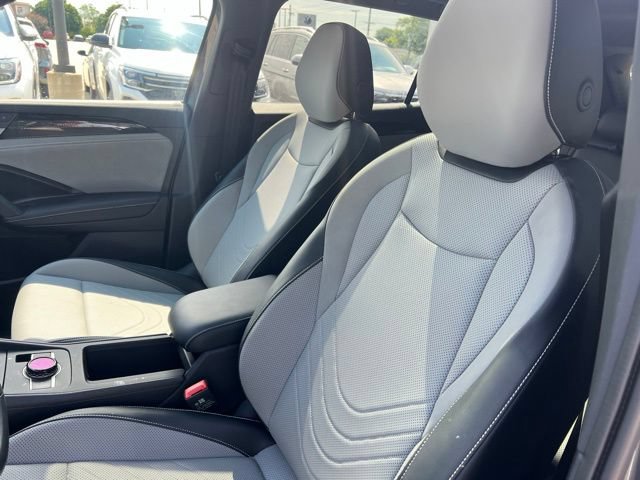 Used 2026 Volkswagen Tiguan SE R-Line AWD/4WD image 7
