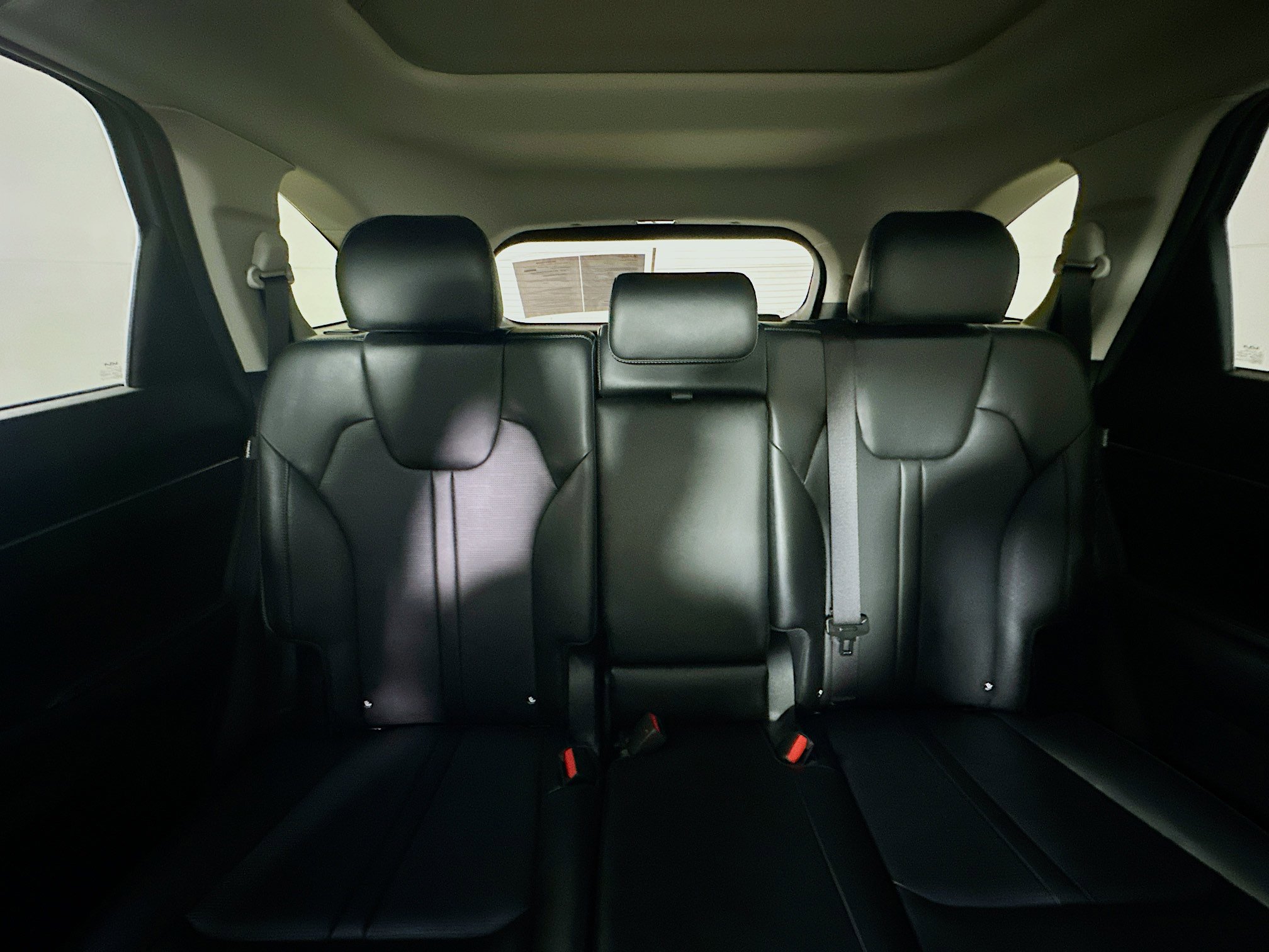 Used 2025 Kia Sorento S w/ Panoramic Sunroof Package image 30