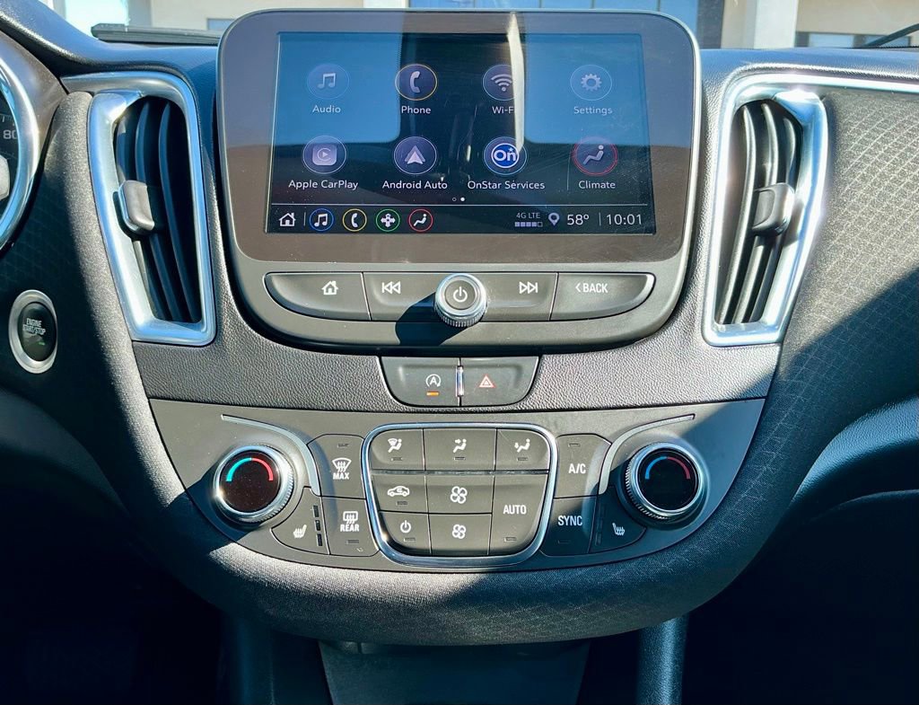 Used 2021 Chevrolet Malibu LT FWD image 32