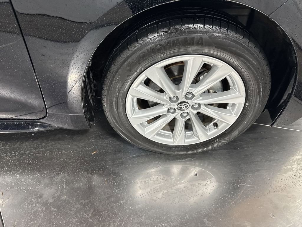 Used 2024 Toyota Corolla XLE image 14