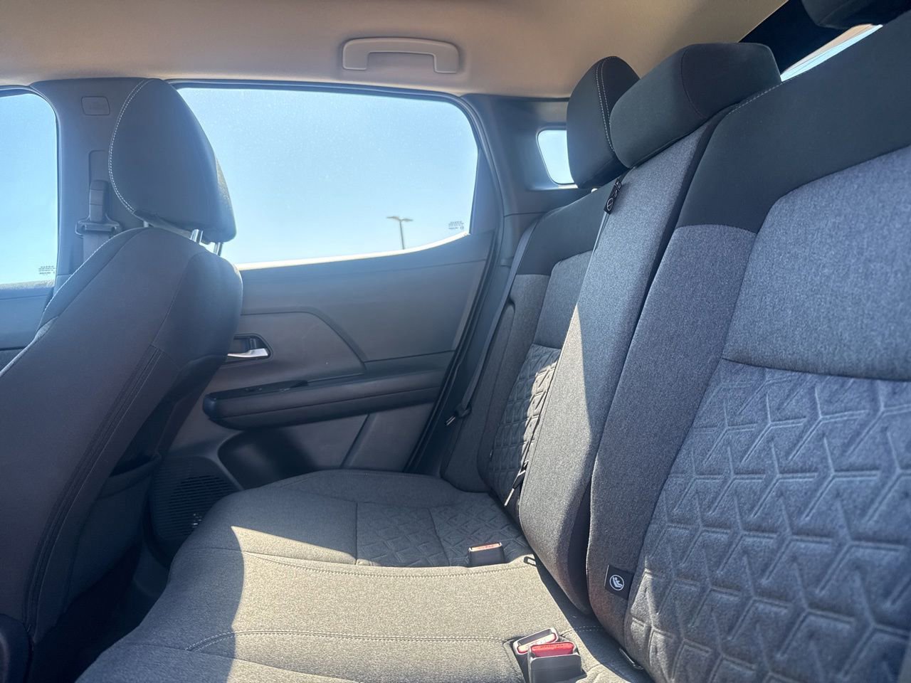 Certified 2025 Nissan Kicks SV w/ Charging Package FWD image 36