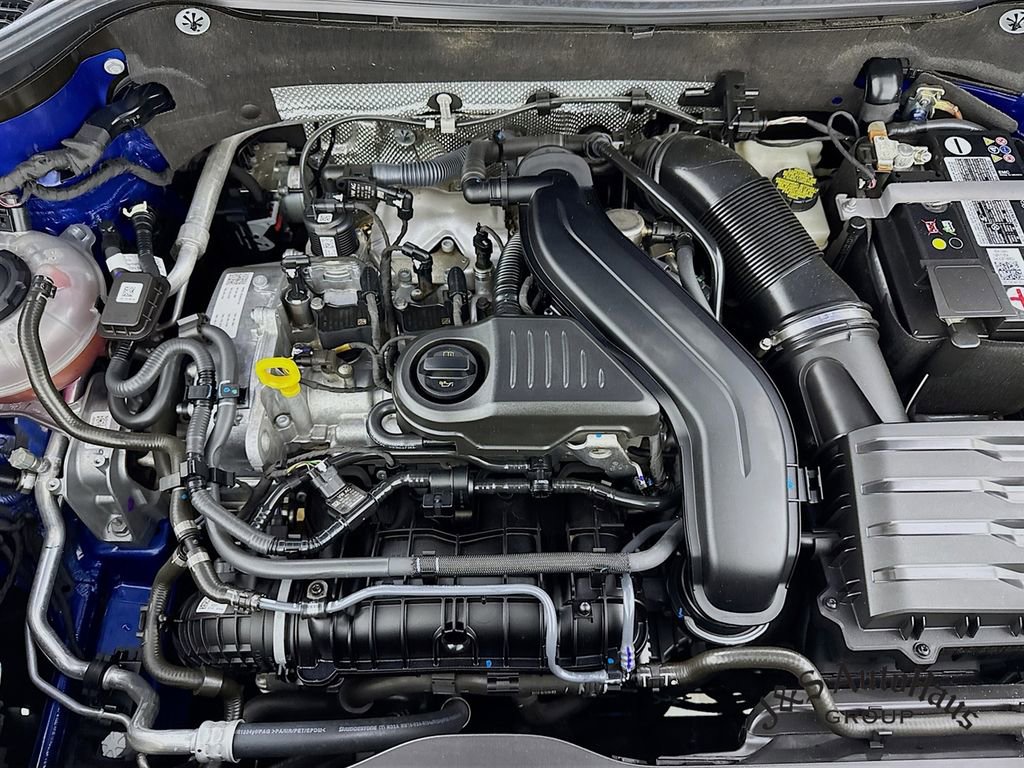 Used 2022 Volkswagen Taos S image 33