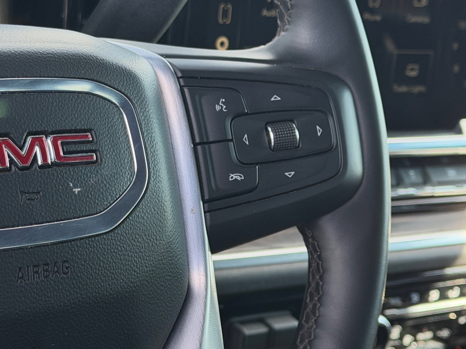 Used 2026 GMC Sierra 1500 SLT AWD/4WD image 28