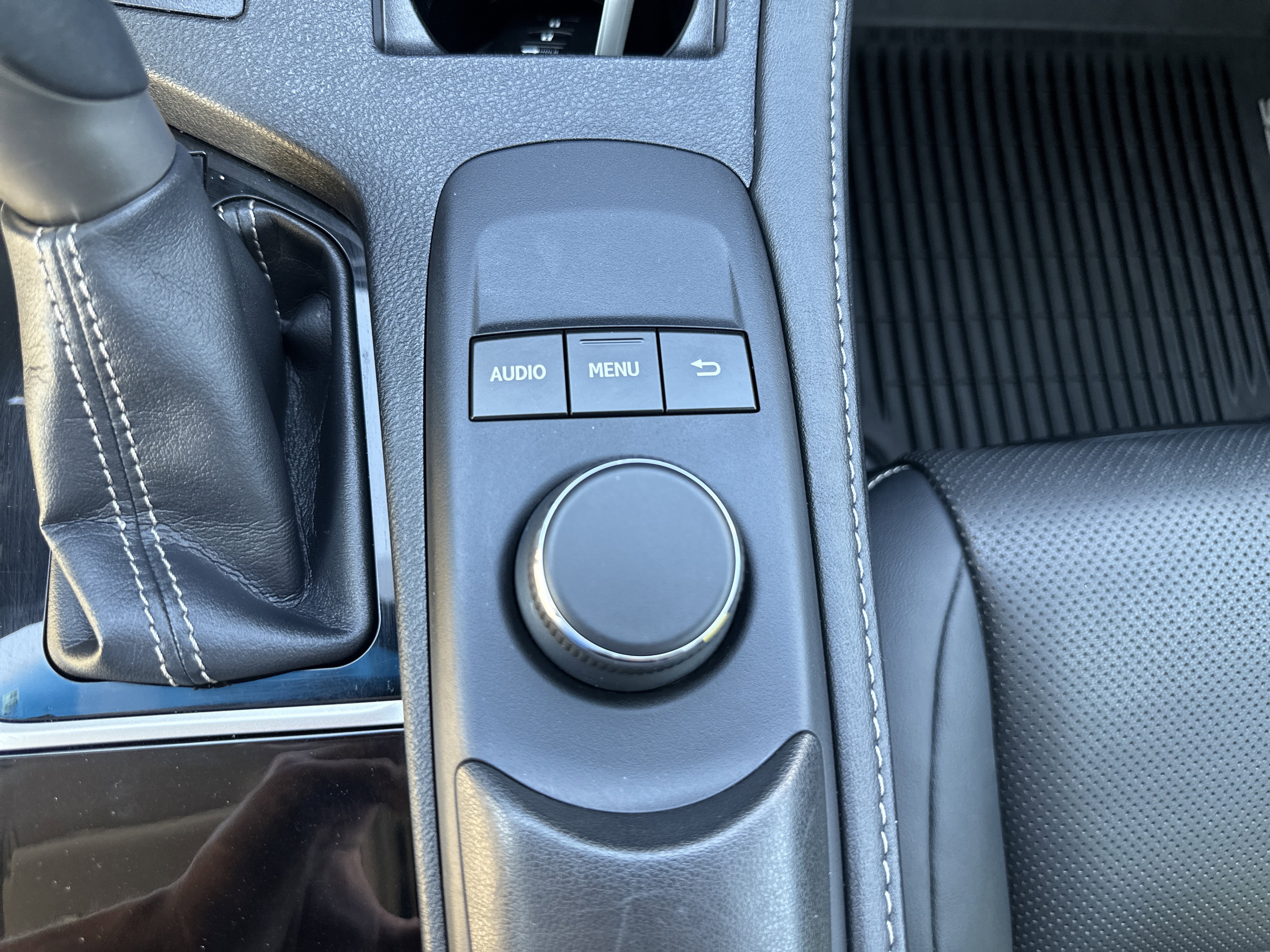 Used 2016 Lexus ES 350 w/ Premium Package w/Wood Trim FWD image 32