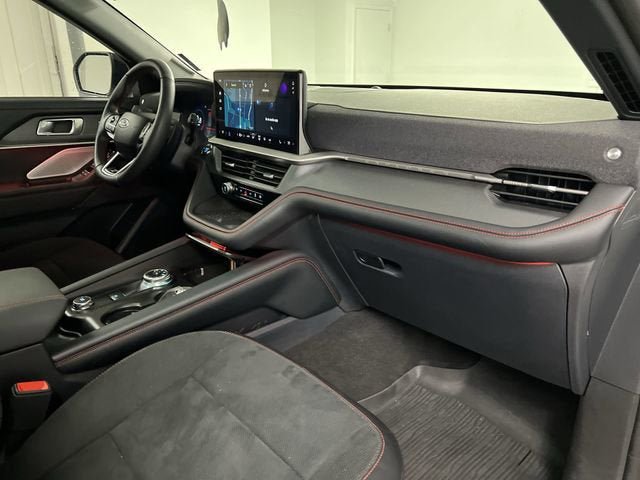 Used 2025 Ford Explorer ST AWD/4WD image 30
