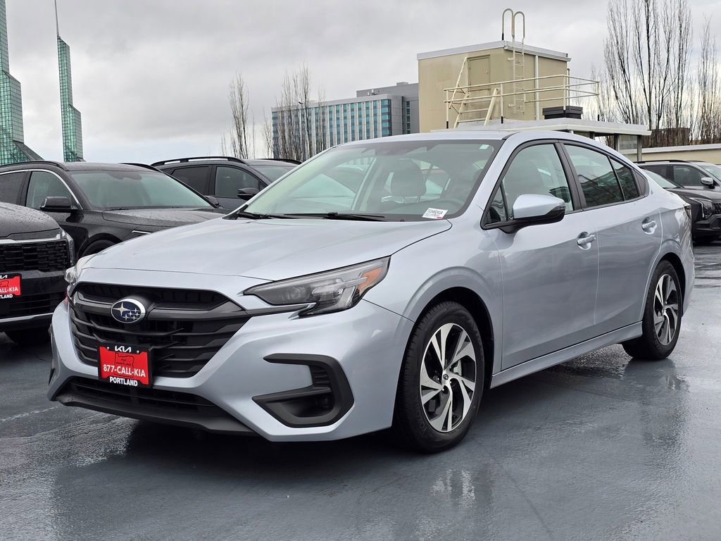 Used 2025 Subaru Legacy Premium image 7