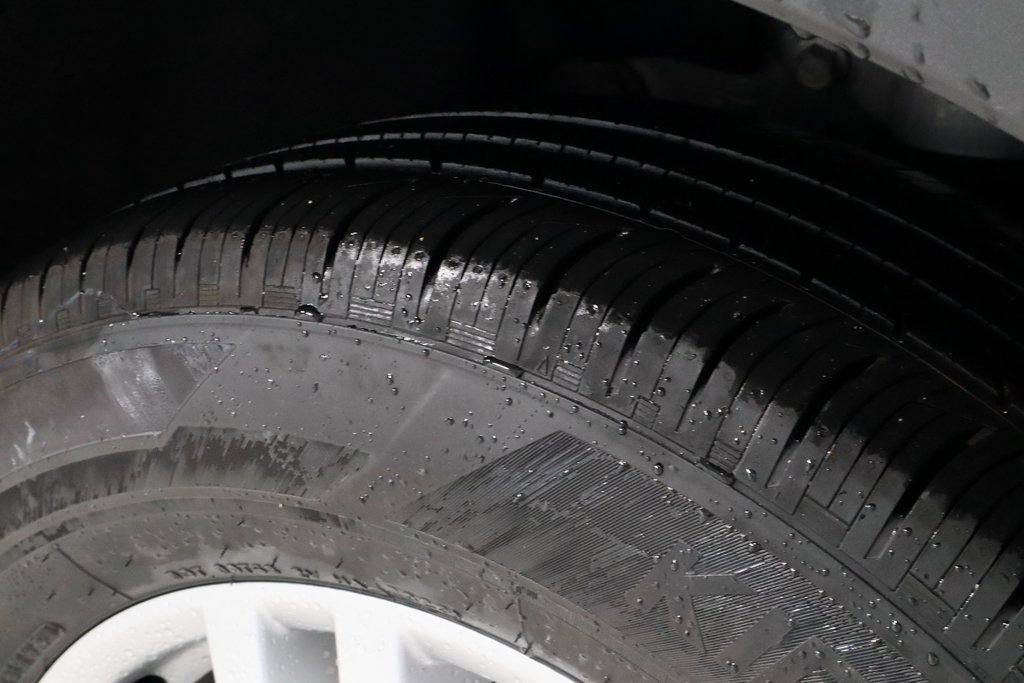 Certified 2023 Ford Explorer XLT image 20