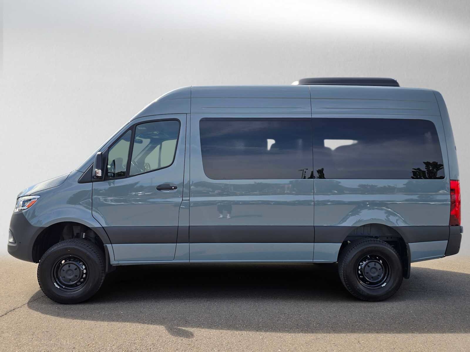 Used 2026 Mercedes-Benz Sprinter 2500 image 6