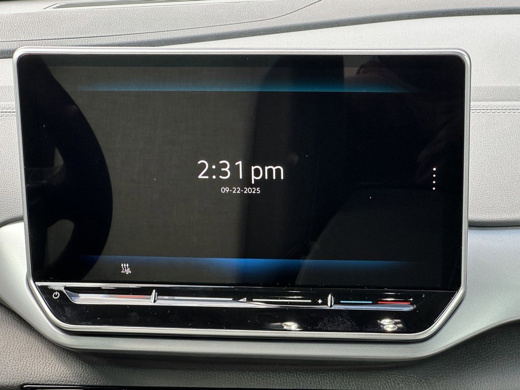 New 2025 Volkswagen ID.4 Pro AWD/4WD image 11