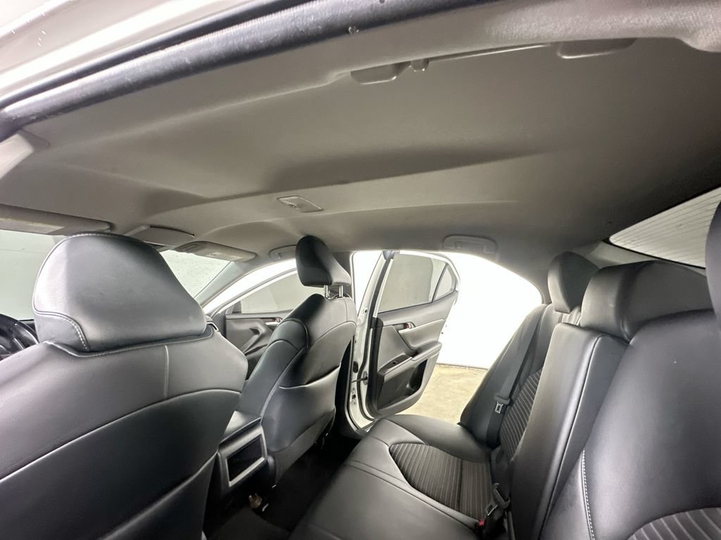 Used 2023 Toyota Camry SE w/ Convenience Package FWD image 12