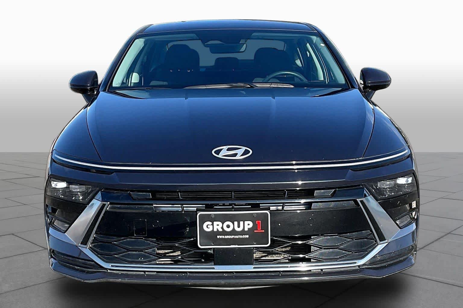 Used 2025 Hyundai Sonata SEL FWD image 4