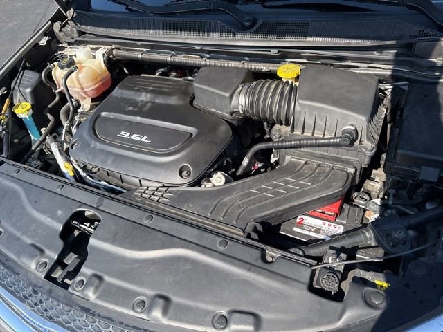 Used 2018 Chrysler Pacifica Limited FWD image 29
