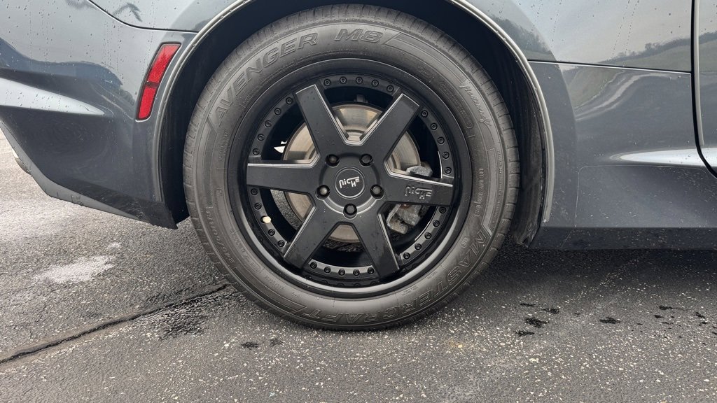 Used 2019 Chevrolet Camaro LT image 29