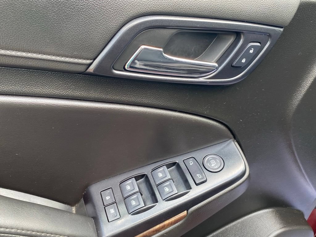 Used 2019 Chevrolet Tahoe LS w/ Enhanced Driver Alert Package RWD image 20