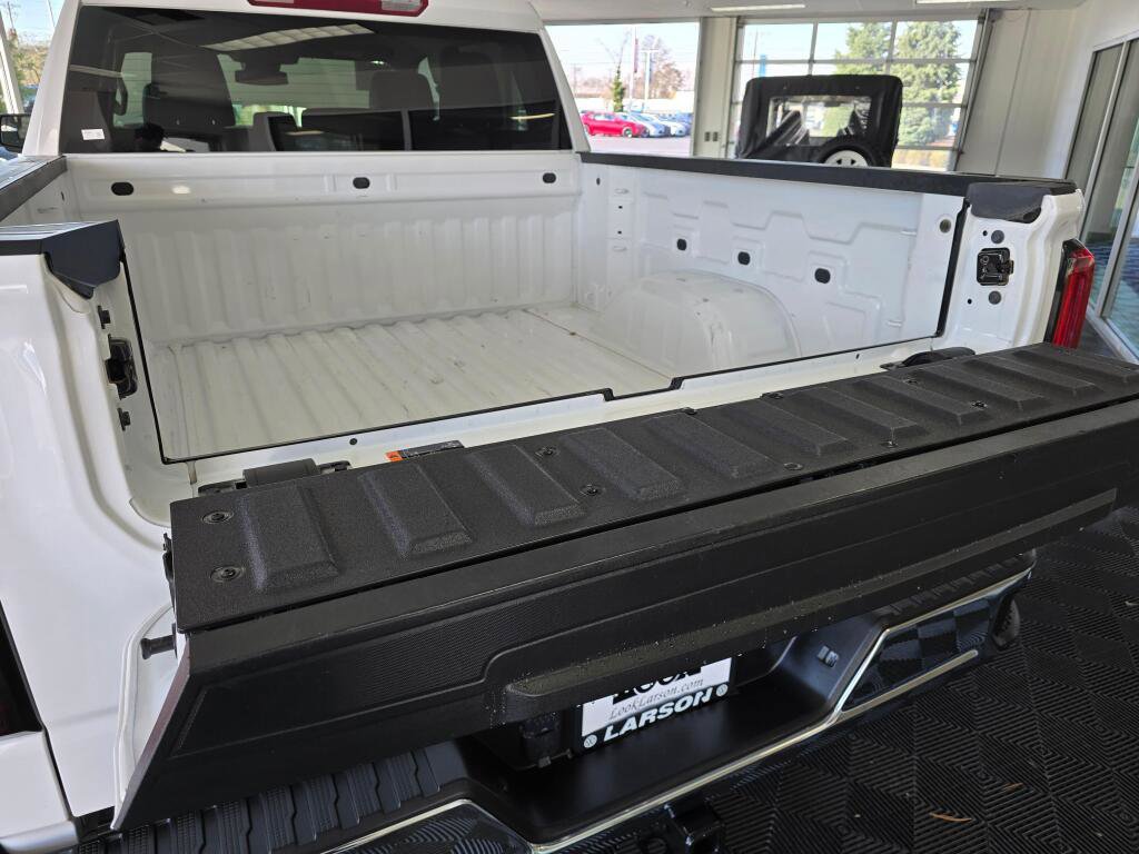 Used 2025 GMC Sierra 1500 SLT image 16