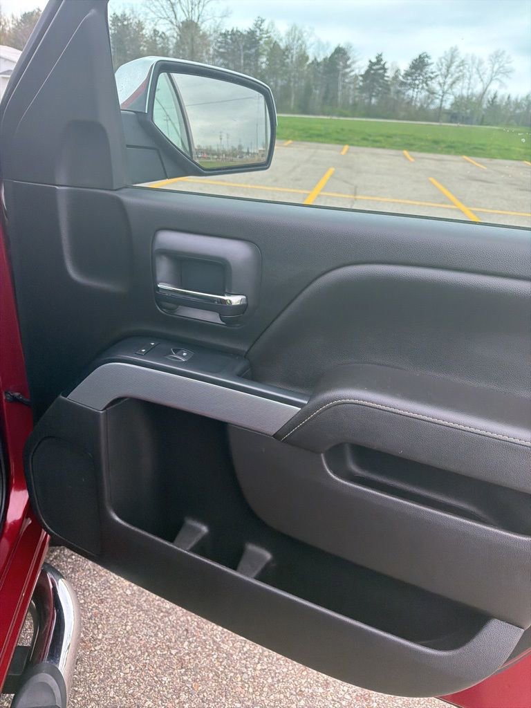 Used 2018 Chevrolet Silverado 1500 LT w/ All Star Edition AWD/4WD image 18