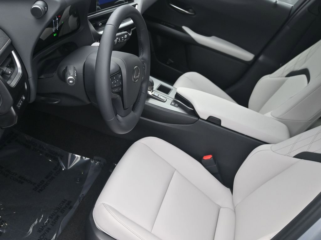 New 2026 Lexus UX 300h FWD image 10