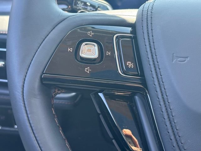 New 2026 Lincoln Aviator AWD image 13